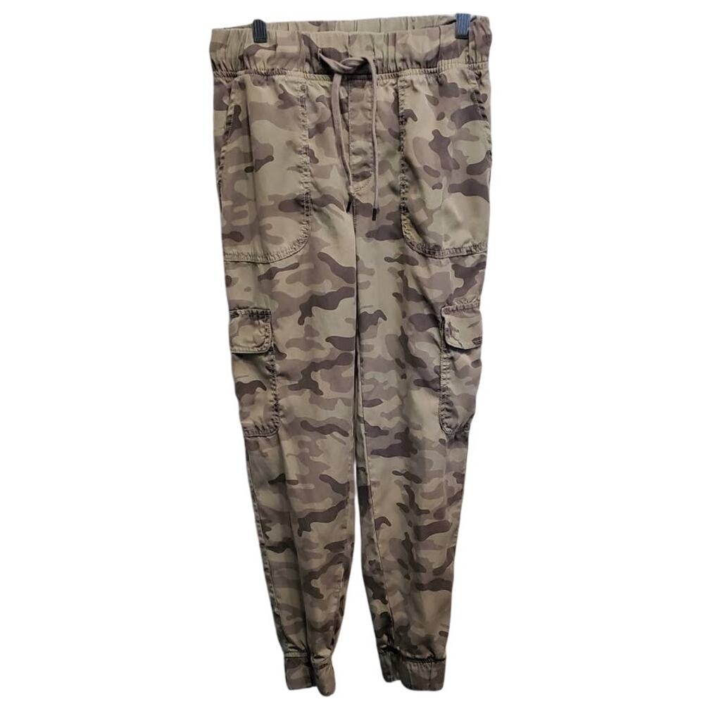 American Eagle Women's Camo Style Cargo Joggers Size xs
